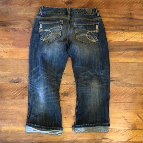 Capris - Picture 2 of 3